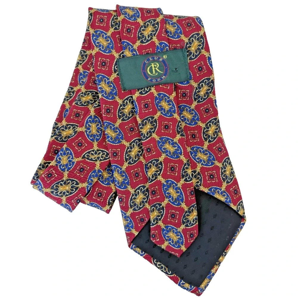 Vintage Club Room Silk Tie Red Blue Gold Medallion Print USA 3.75